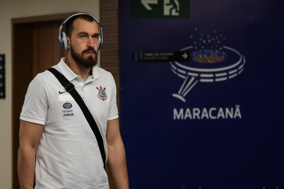 Walter na chegada ao estádio antes da partida contra o Fluminense