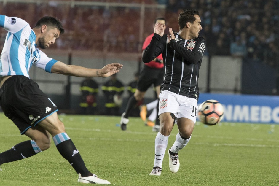 Jadson fez partida apagada na Argentina Jadson fez partida apagada na Argentina