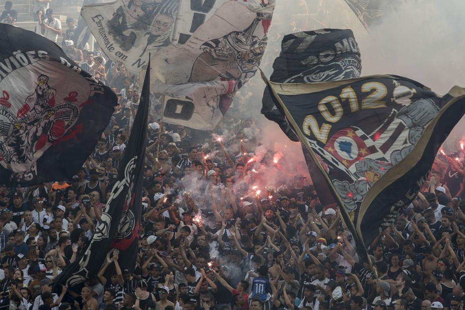 Torcida do Corinthians j garantiu 30 mil ingressos para clssico do prximo dia 5