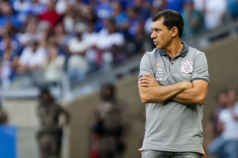 Fábio Carille inconformado com o resultado diante o Cruzeiro