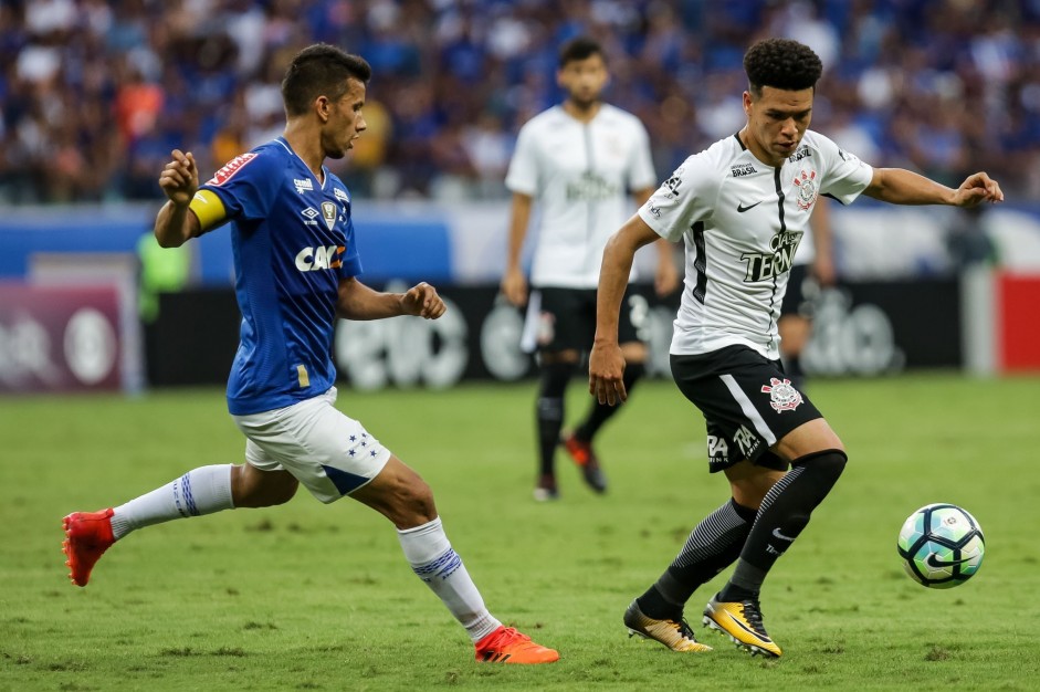 Marquinhos Gabriel entrou no lugar de Jadson e deu mais dinmica a partida contra o Cruzeiro