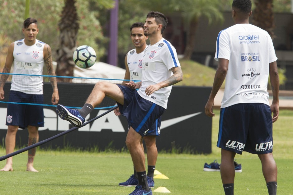 Jogadores treinando para encarar o Botafogo na prxima segunda-feira