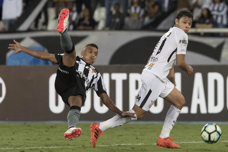 Romero teve atuação apagada contra o Botafogo