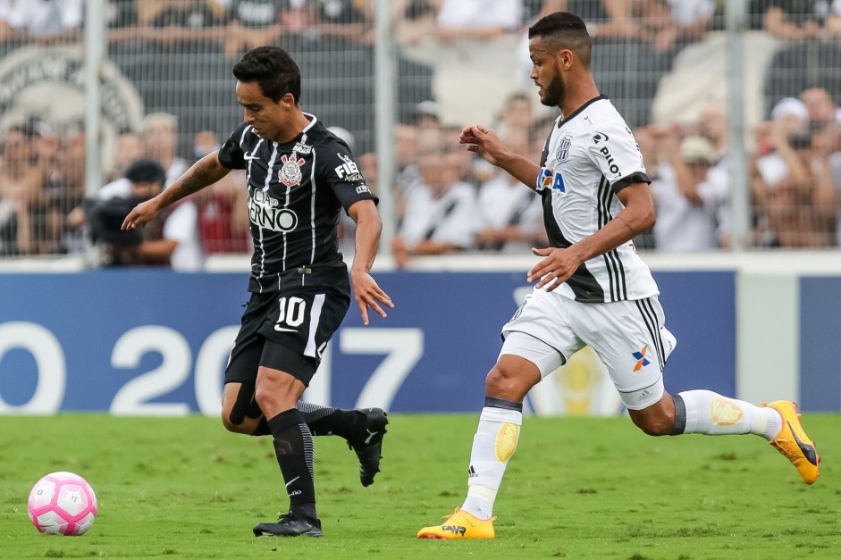 Jadson em ao na partida contra a Ponte Preta