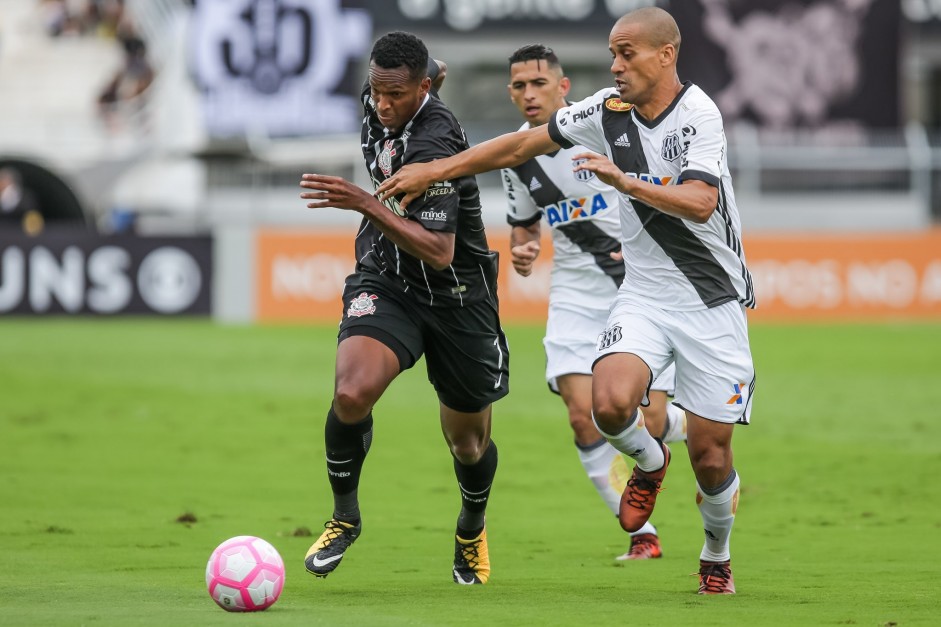 J em ao na partida contra a Ponte Preta