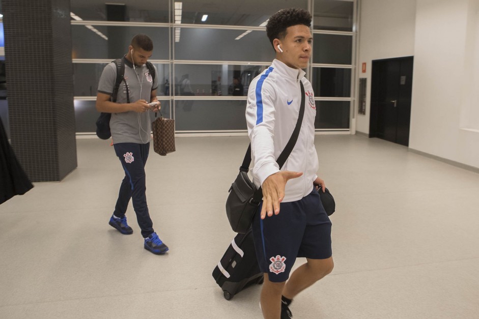 Marquinhos Gabriel chega  Arena Corinthians para jogo contra o Ava