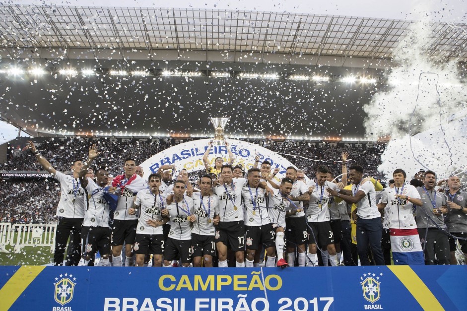 Jogadores do Corinthians comemoram hepta na Arena Corinthians