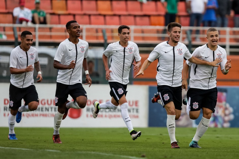 Sub-17 do Corinthians estreia no Paulisto em abril