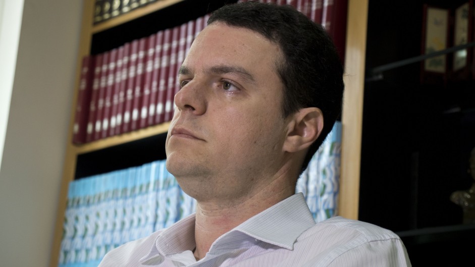 Conselheiro do Corinthians pede Justia para suspender Assembleia Geral da reforma do Estatuto
