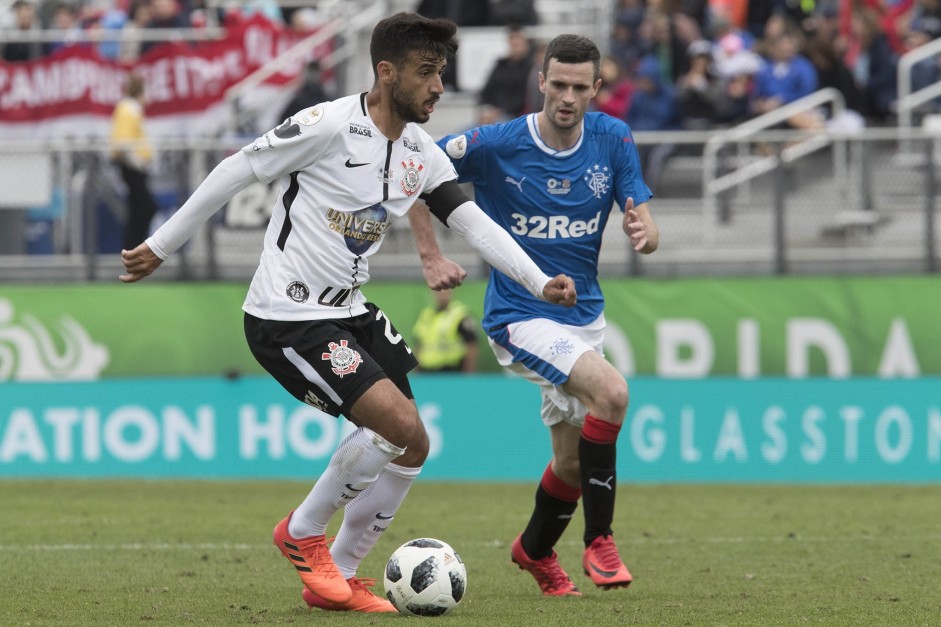 Camacho chegou a jogar pelo Corinthians em 2018, mas j em fevereiro foi para o Attico-PR