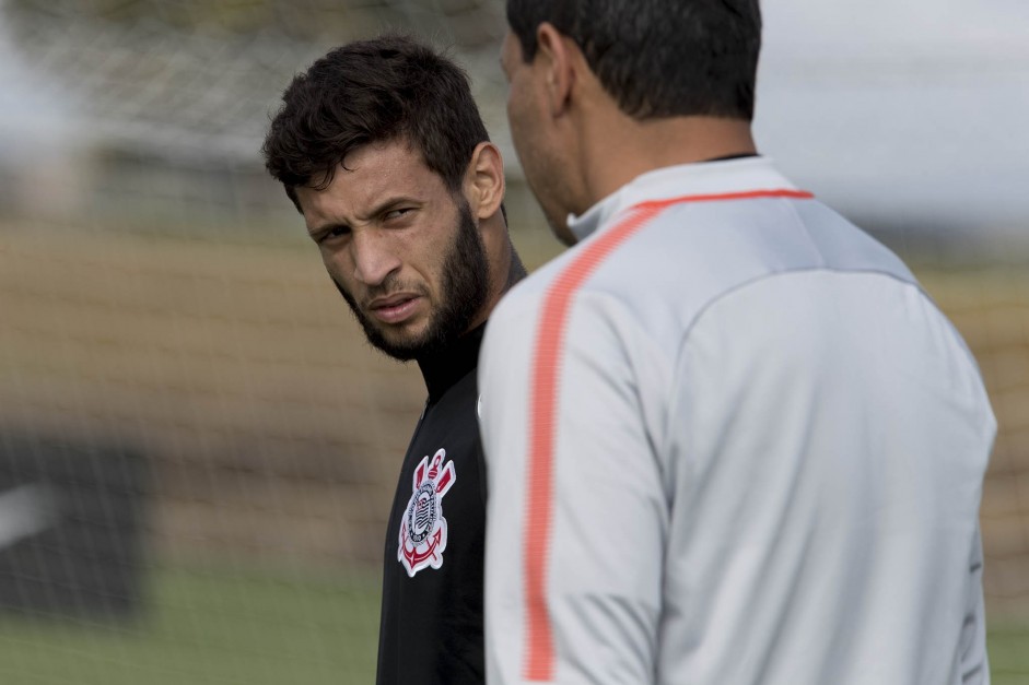 Juninho Capixaba durante o treinamento da manh em solo americano