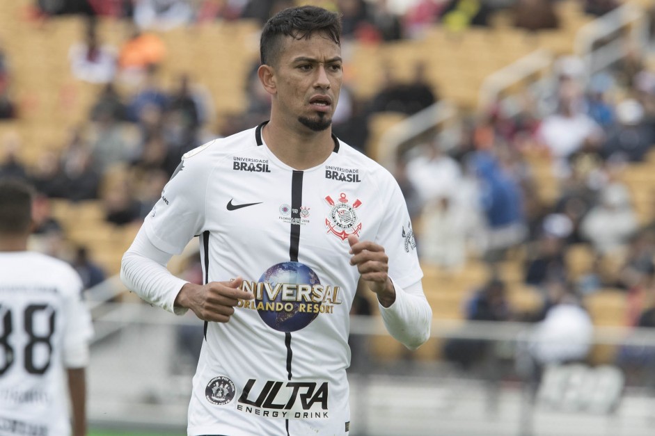 Lucca se colocou  disposio de Carille para a temporada de 2018 do Corinthians
