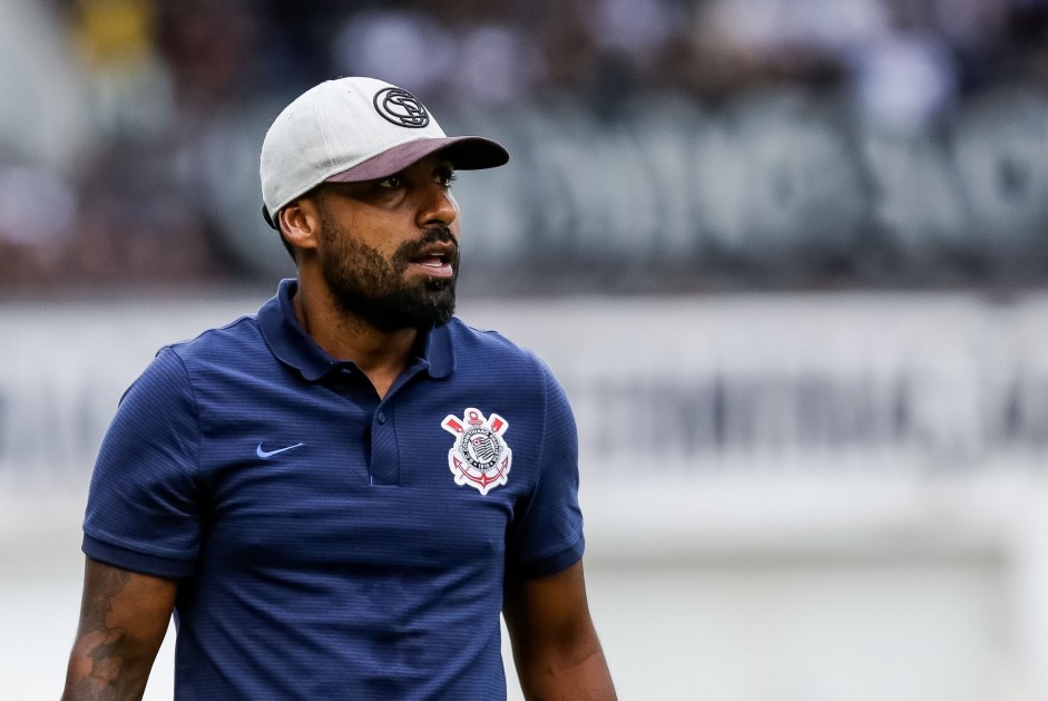 Coelho reassumiu o Corinthians Sub-20 nesta segunda-feira