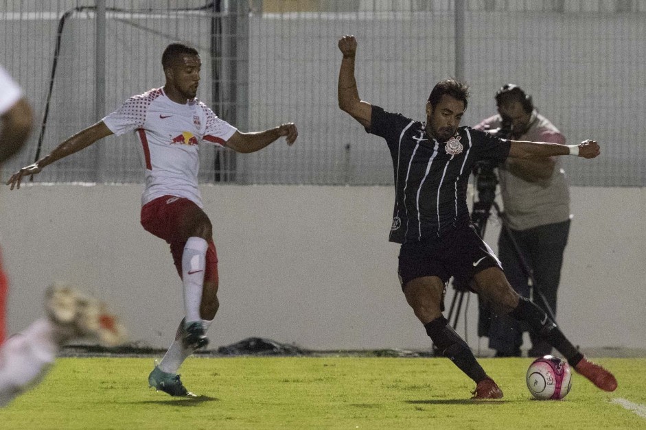 Júnior Dutra não conseguiu balançar as redes na partida contra o Red Bull Brasil