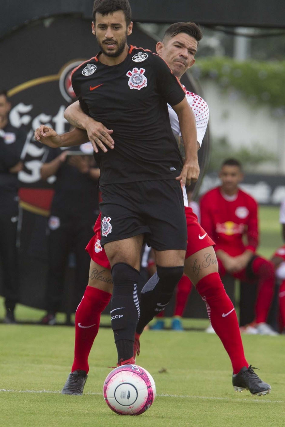 Camacho durante o jogo-treino contra o RB Brasil, no CT Joaquim Grava