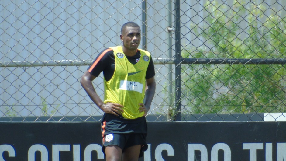 Marllon no treino de hoje no CT