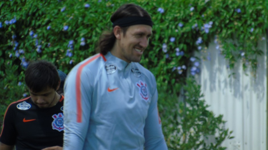 O goleiro Cssio durante preparao para o clssico no CT