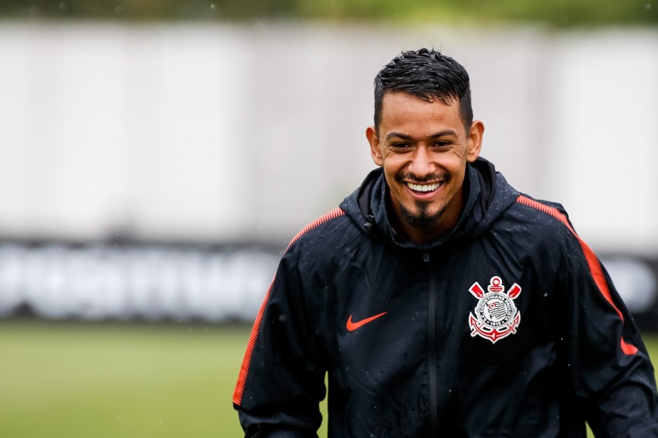 Lucca bem sorridente durante o treino de hoje no CT Joaquim Grava