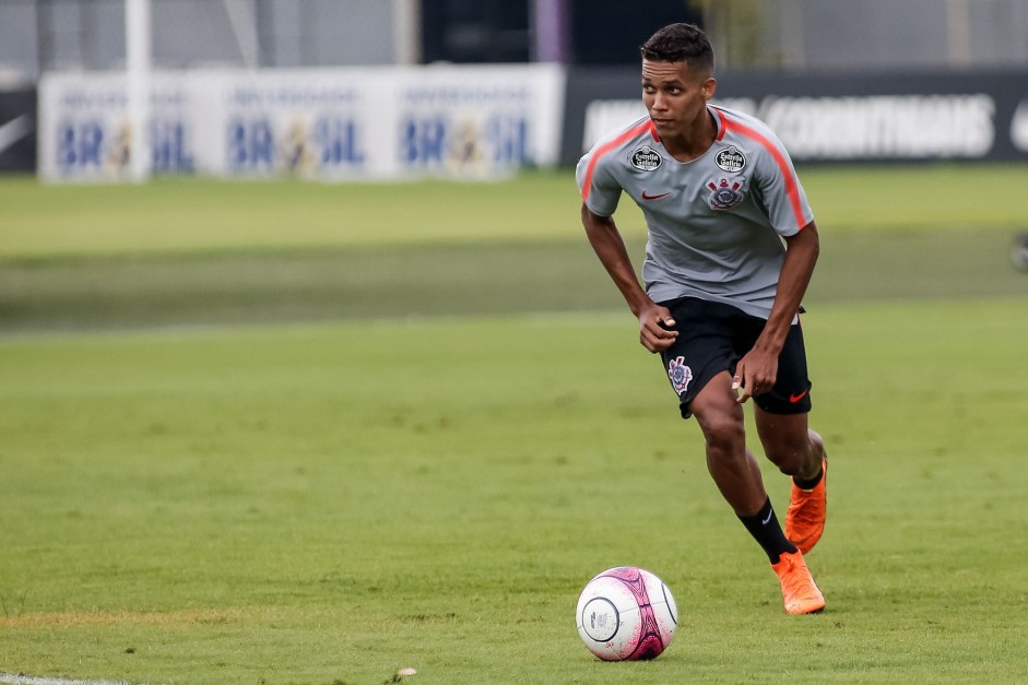 Pedrinho, pelo contrrio, luta para se recuperar de uma forte anemia