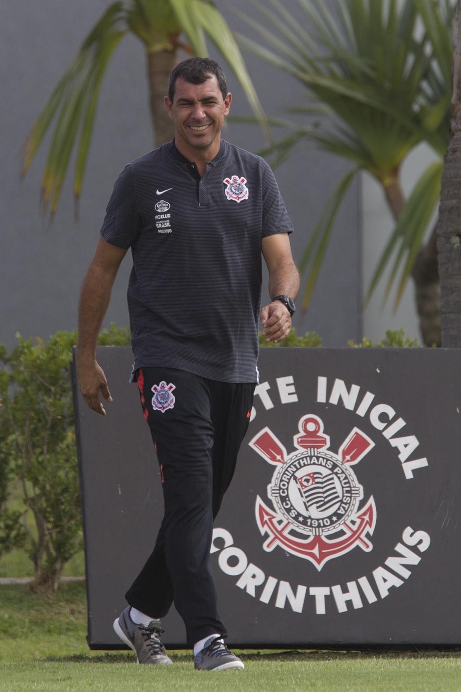 Carille treina a equipe no CT para encarar o Bragantino, pelo Paulistão