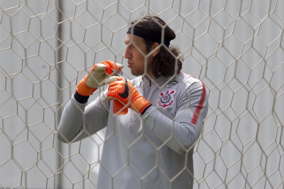 Cássio no treino que antecede o jogo contra o Bragantino, pelo Paulistão