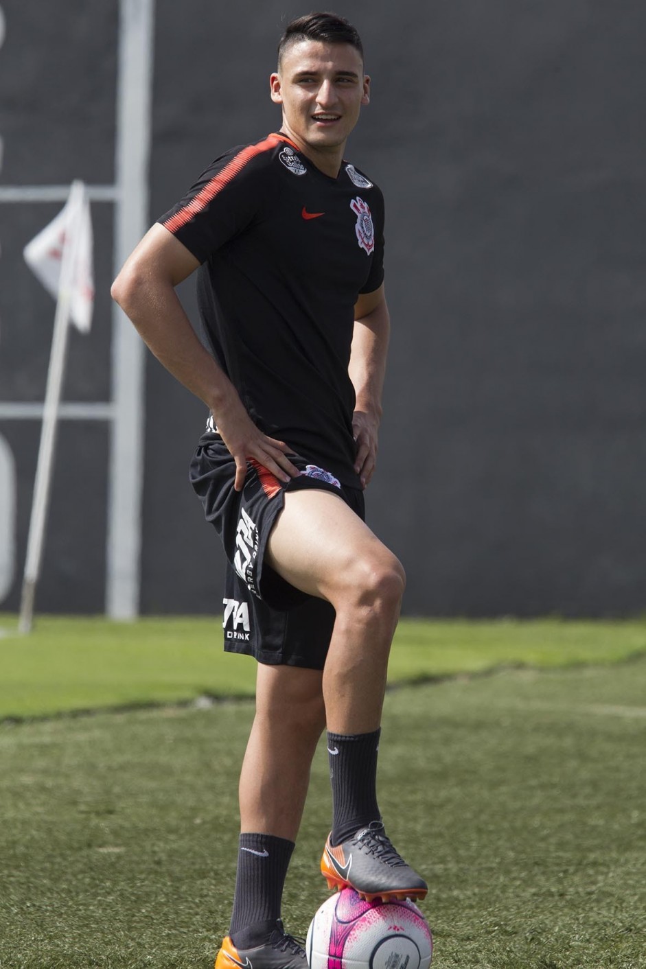 Guilherme Mantuan durante o último treino para enfrentar o Bragantino, pelo Paulistão