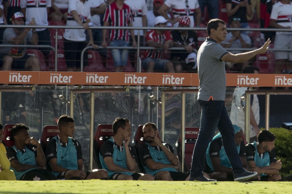 Fábio Carille durante o jogo contra o São Paulo, no Morumbi, pela semifinal do Paulistão