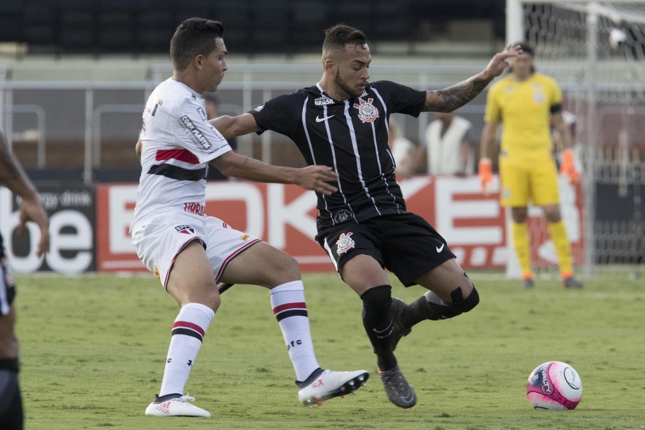 Maycon durante a partida do Corinthians contra o So Paulo, no Morumbi