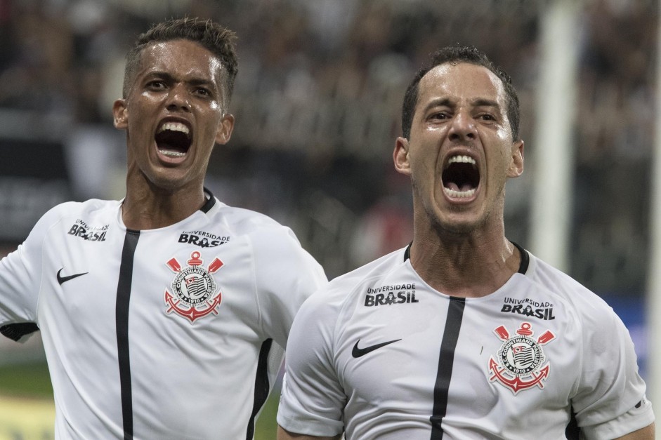 Corinthians teve de virar duelos contra Bragantino e So Paulo