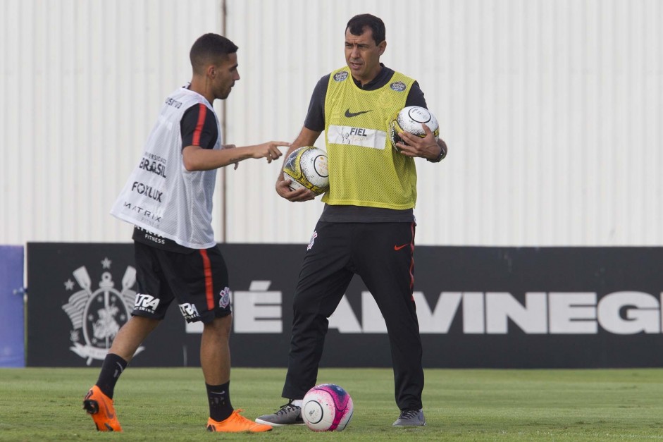 Gabriel pode ficar no banco contra o Palmeiras; Ralf deve ocupar a vaga do volante