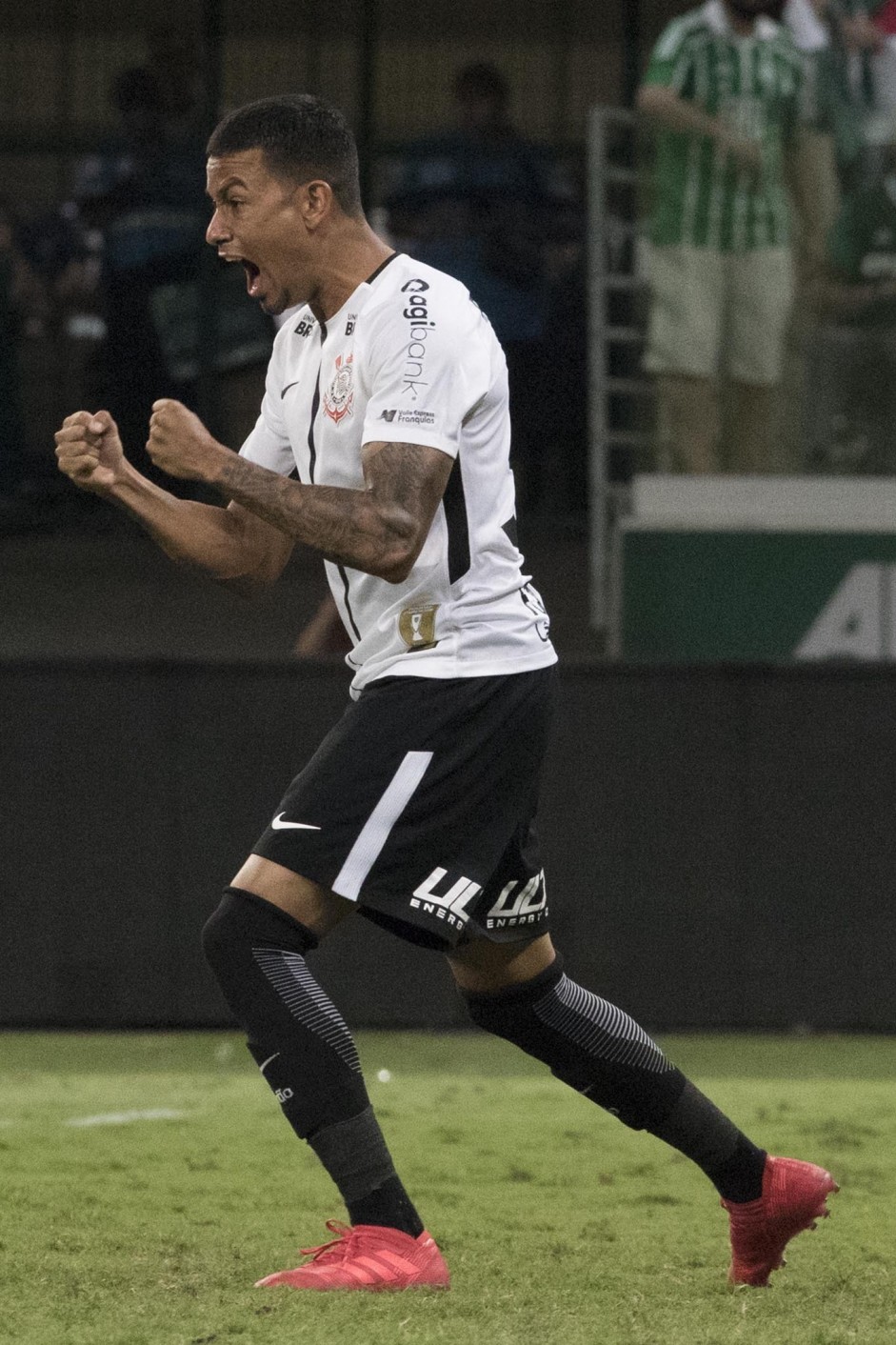Lucca vibra com vitria diante do Palmeiras