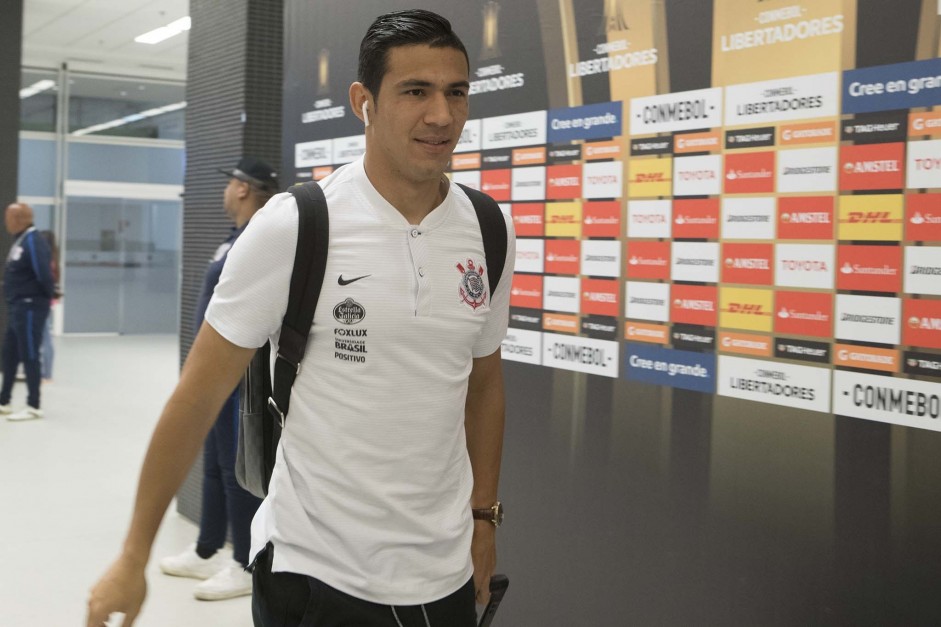 Três clubes da Europa estão interessados no futebol de Balbuena Três clubes da Europa estão interessados no futebol de Balbuena