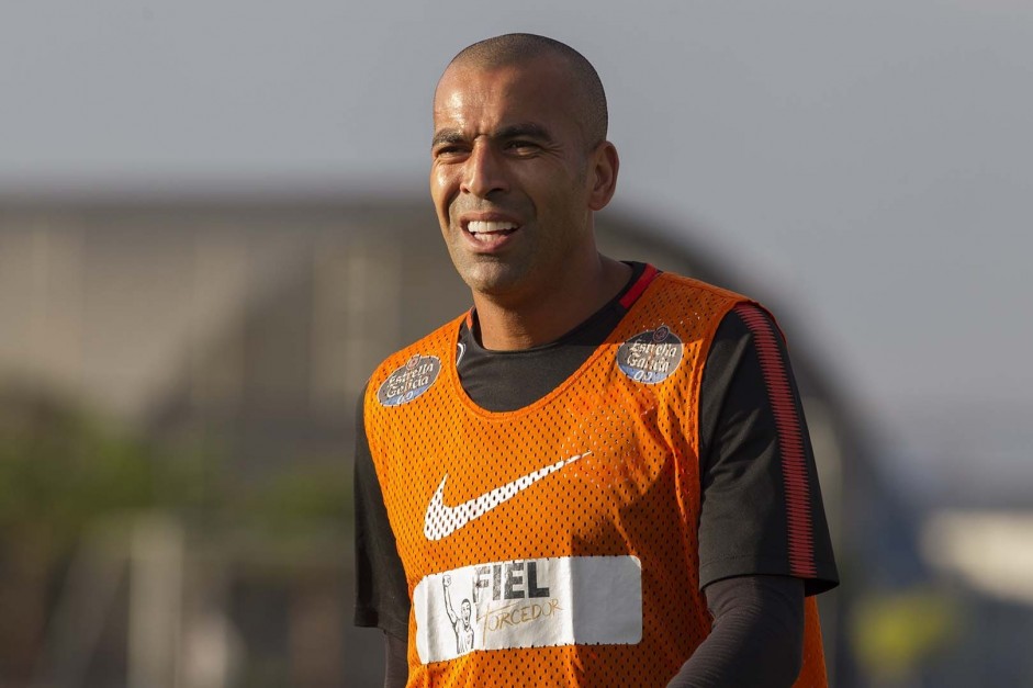 Emerson Sheik renovou com o Corinthians at 31 de dezembro de 2018