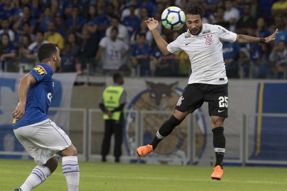 Clayson também é outro jogador que estava lesionado e voltou a jogar diante o Cruzeiro