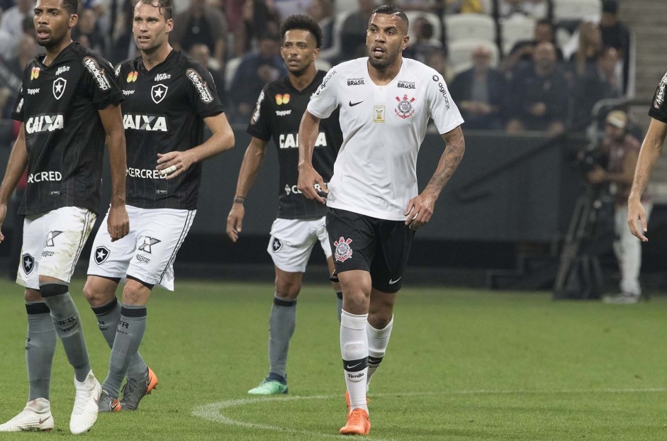 Jonathas causou boa impressão durante sua estreia contra o Botafogo, pelo Brasileirão