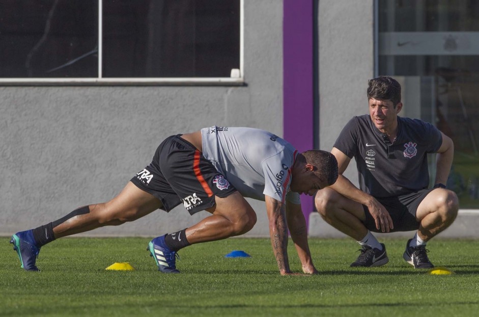 Ralf se recupera de lesão e não deve enfrentar o São Paulo, no próximo sábado