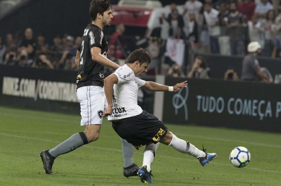 Romero marcou o gol que definiu o placar final na Arena Corinthians, contra o Botafogo