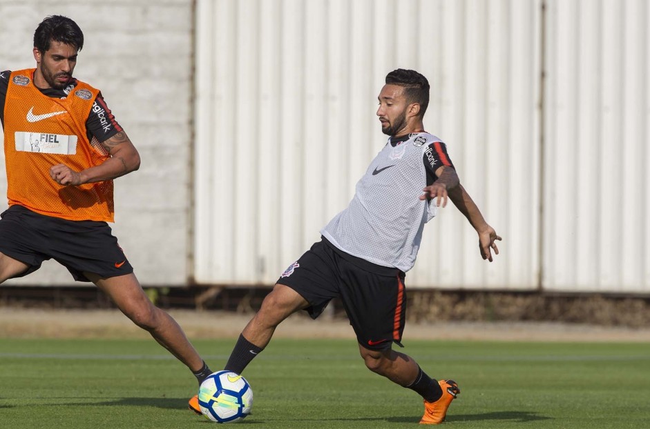 Clayson no treino de hoje no CT Joaquim Grava