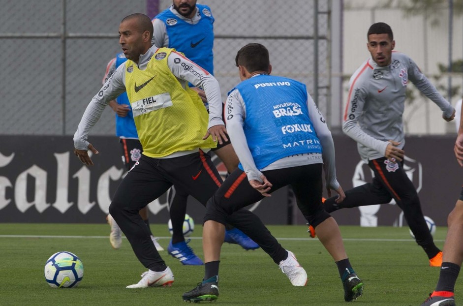 Jogadores tiveram treinamento para enfrentar o Cruzeiro, no CT Joaquim Grava