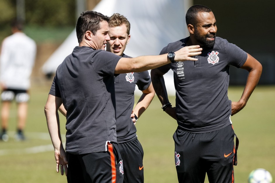 Comisso tcnica comandou o treino de hoje no CT do Brasiliense