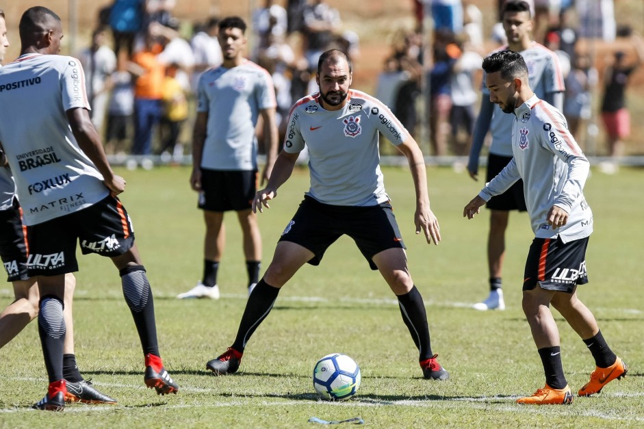 Danilo, Clayson e companhia no treino de hoje no CT do Brasiliense