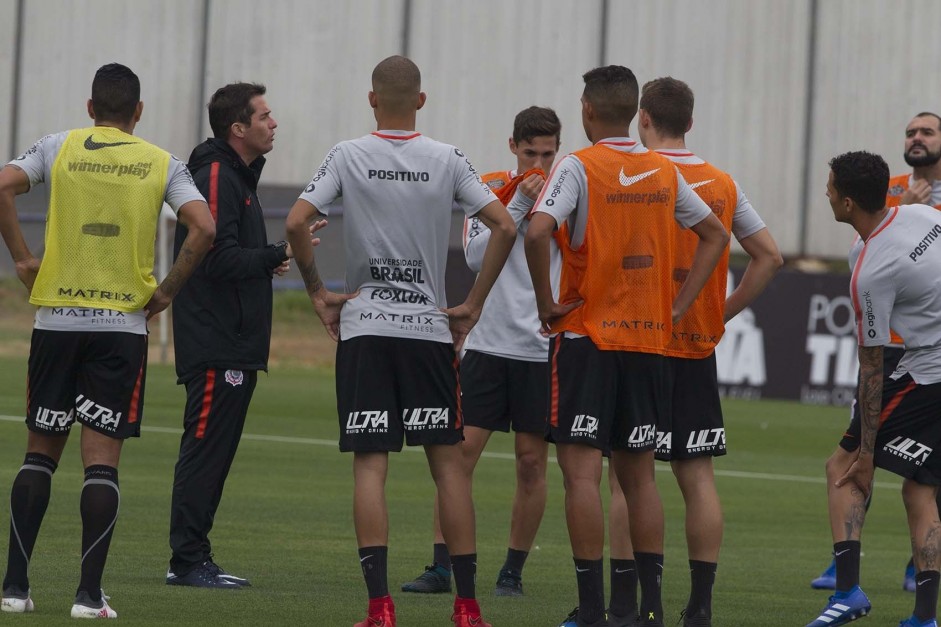 Elenco j trabalha no CT aps vencer o Vasco, na manh do ltimo domingo