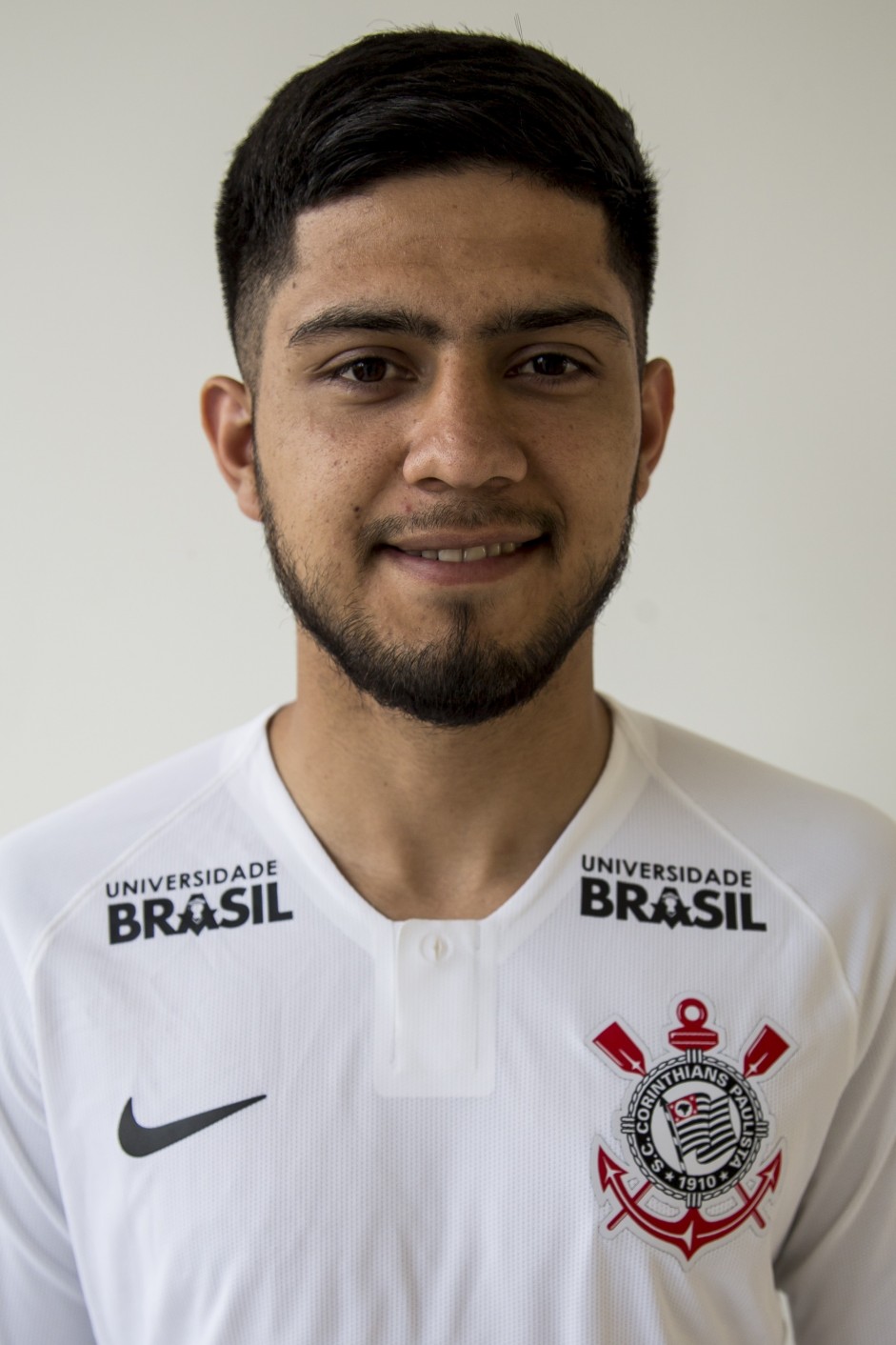 Sergio Daz  anunciado oficialmente como reforo do Corinthians