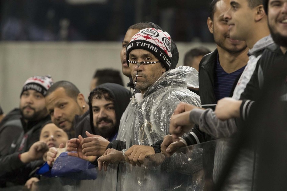 Essência maloqueira e sofredora da torcida do Corinthians foi enaltecida por Caio Campos Essência maloqueira e sofredora da torcida do Corinthians foi enaltecida por Caio Campos