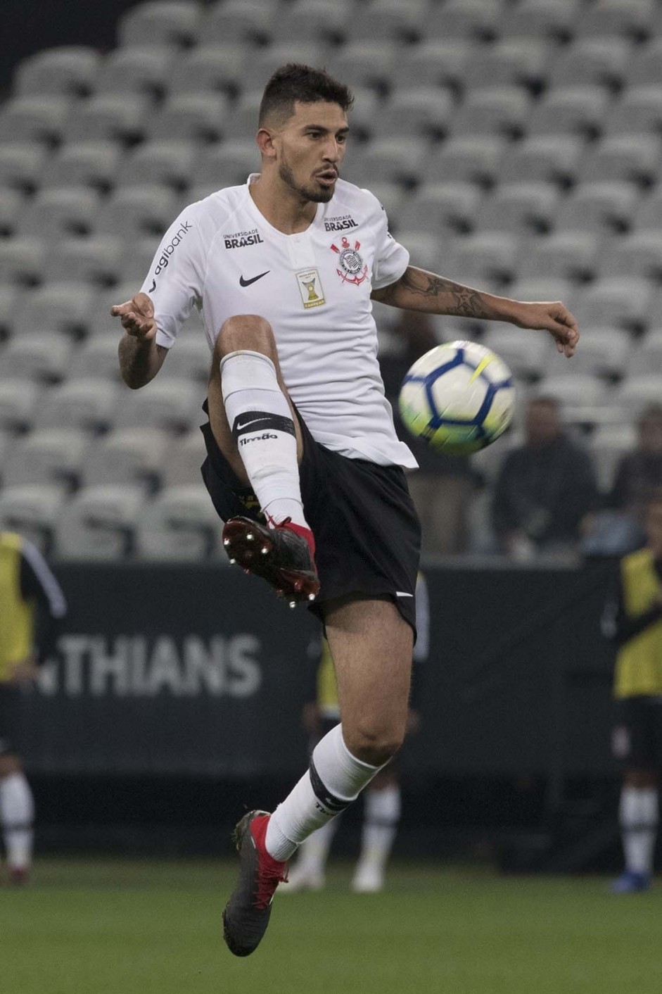 Pedro Henrique est suspenso para a prxima partida do Corinthians, pelo Brasileiro