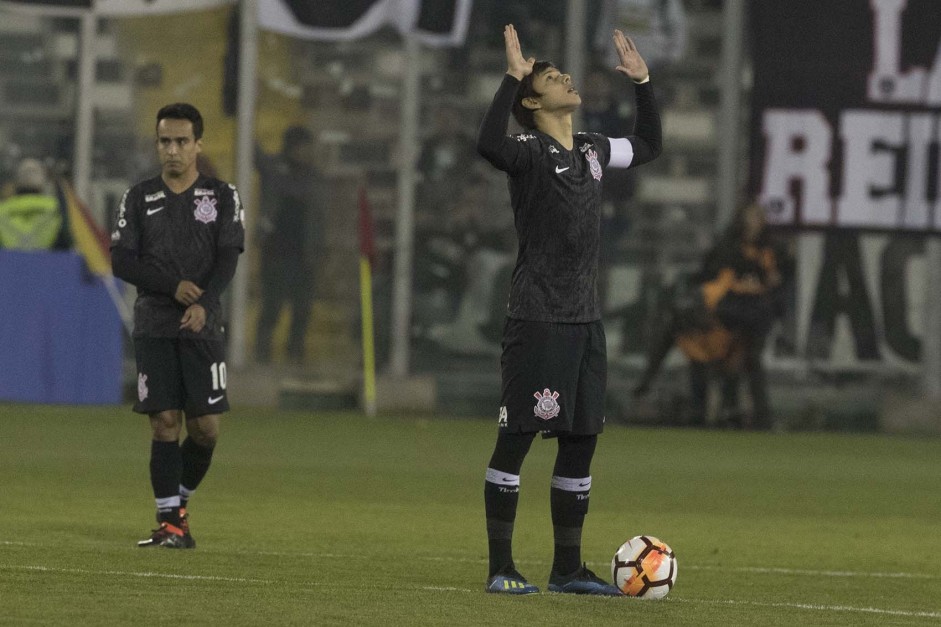 O paraguaio Ángel Romero no jogo contra o Colo-Colo, no Chile, pela Libertadores 2018
