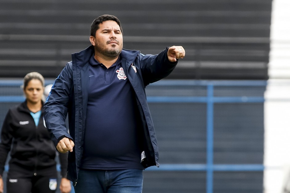 Eduardo Barroca comanda seu primeiro Dérbi como técnico do Corinthians Sub-20