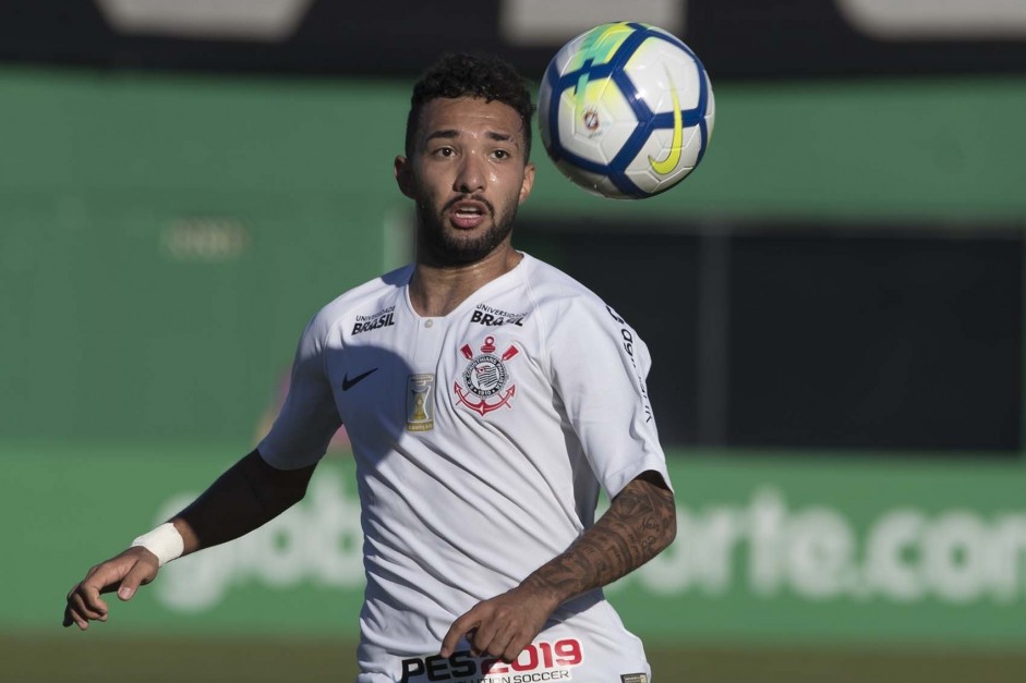 Em 2019, Clayson jorrou gua em uma torcedora da Chapecoense, que decidiu ir  Justia