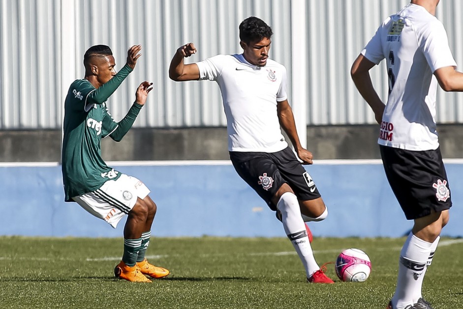 Em jogo de sete gols, Corinthians vence Palmeiras pelo Paulista sub-20