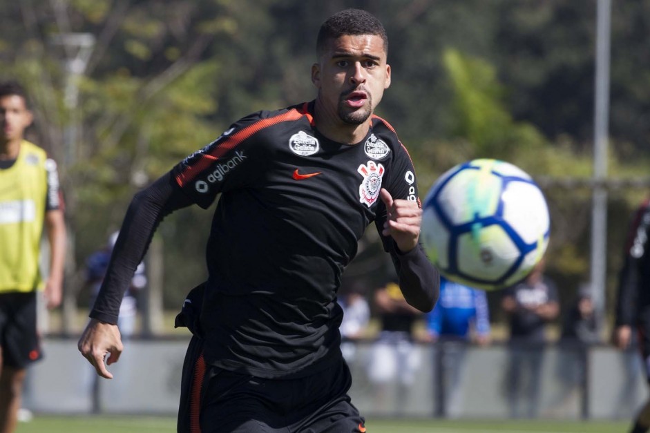 Lo Santos garantiu confiana em Loss no elenco do Corinthians